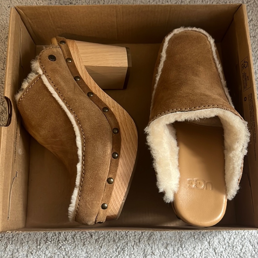 UGG aubriana heels